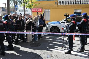 La senyora fa 70 anys que viu en un pis de la família, però a causa d’una permuta no escripturada pot anar al carrer