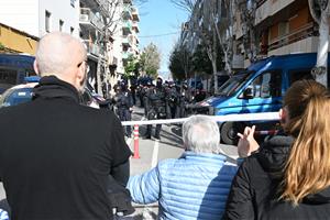 La senyora fa 70 anys que viu en un pis de la família, però a causa d’una permuta no escripturada pot anar al carrer