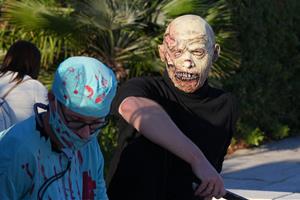 La Sitges Zombie Walk ja és major d'edat al celebrar la 18a edició
