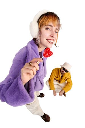 La Sra. Rauxa estrena “TURUTA RMX”, un homenatge modern al Carnaval de Vilanova. EIX