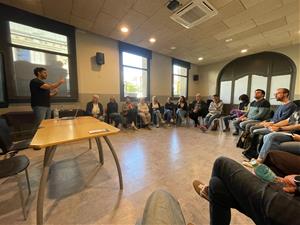La Torreta reforça els vincles amb les entitats socials d’Igualada i protagonitza un pòdcast de 3Cat. La Torreta