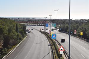 L’Ajuntament de Cubelles reclama la gratuïtat de la C-32 i més freqüències de bus pels talls a Rodalies. Ajuntament de Cubelles