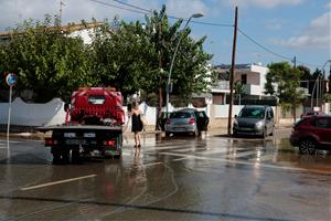 L'alcalde del Vendrell anuncia la construcció d'un dipòsit de pluvials a Coma-ruga per fer front a les inundacions. ACN