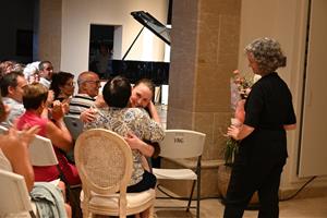 Laura Farré Rozada i Leonora Milà durant Les Nits Miramar 2024