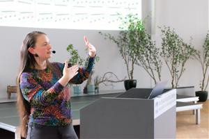 Laura Farré Rozada triomfa a les Illes Fèroe amb l’estrena d’una obra que ningú havia interpretat de memòria