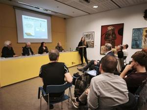 Laura Torres Bauzà presenta “Quan el mort torna i mossega”, obra guanyadora de la II Beca Antoni Munné-Jordà. Ajuntament de Vilanova