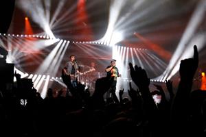 Lax'n'Busto engega la gira del 40è aniversari al festival Strenes