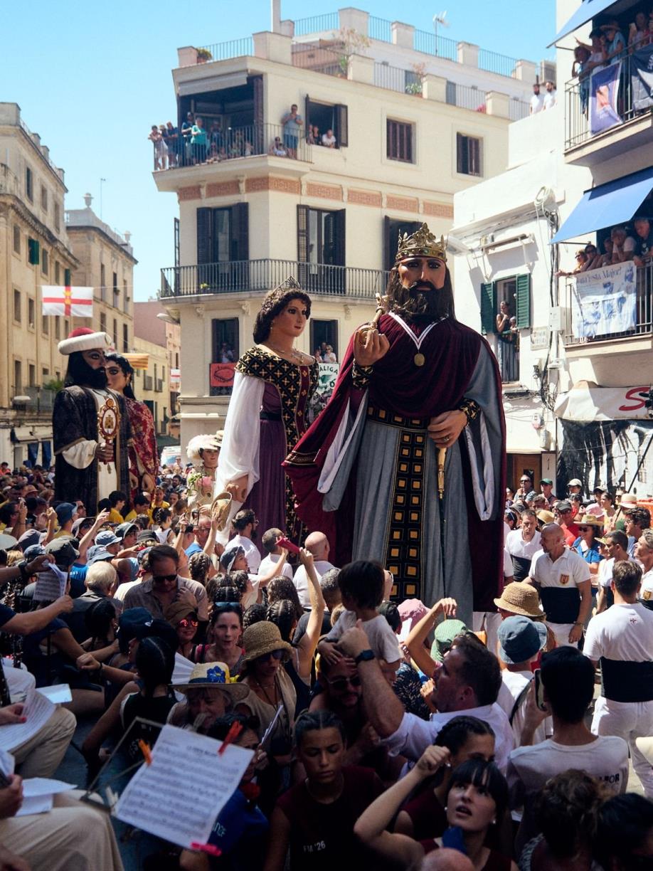 L’Entrada de Grallers i la Sortida de les Dues donen el tret de sortida als dos grans dies de la Festa Major de Sitges. Ajuntament de Sitges