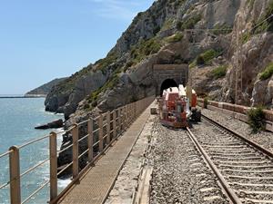 Les obres als túnels del Garraf finalitzaran el 8 de juny i el servei ferroviari es restablirà “en pocs dies”