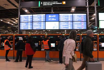 Les plataformes d'usuaris de tren convoquen una manifestació el 7 de febrer per denunciar la "desinversió sistemàtica". ACN