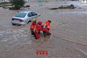 Les pluges deixen uns 140 litres al Vendrell i Torredembarra però en alguns punts es podrien haver superar els 200. Bombers
