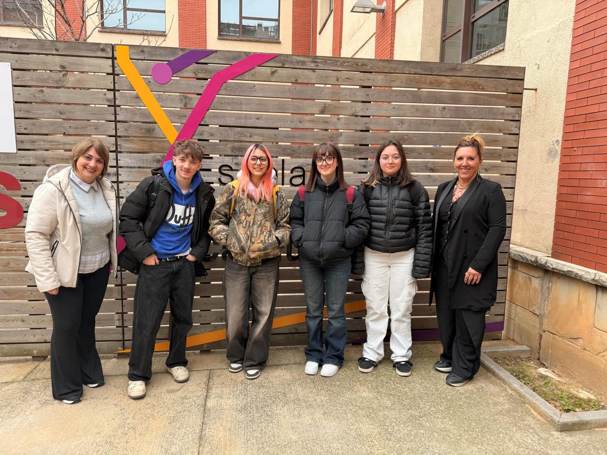 L’Escola d’Enoturisme de Catalunya inicia la seva primera experiència Erasmus+ amb estudiants italians. Ajuntament de Vilafranca