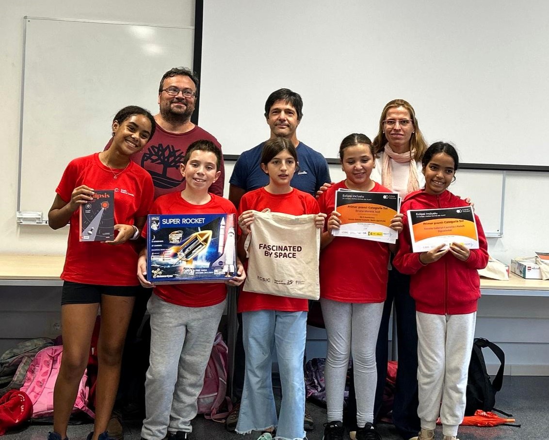 L’Escola Gabriel Castellà d’Igualada guanya un primer i un tercer premi en un concurs de l’ICE-CSIC sobre l’eclipsi solar. equitat.org
