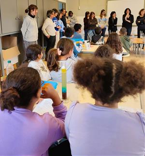 L’Escola L’Aragai impulsa un projecte que apropa la recerca del mar a l’alumnat de Vilanova