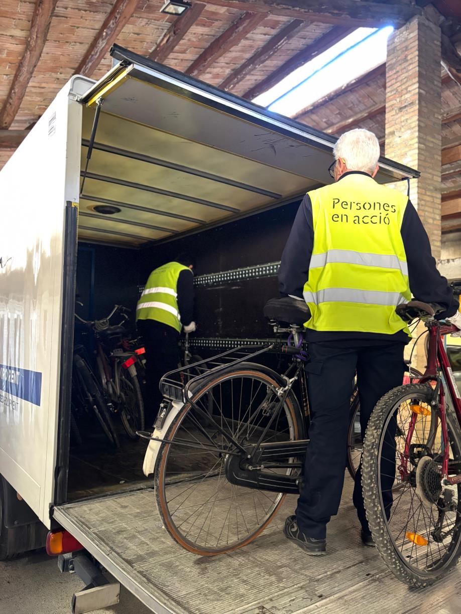 L’espai Com Nou de Vilafranca rep 20 bicicletes recuperades per la Policia Local. Ajuntament de Vilafranca