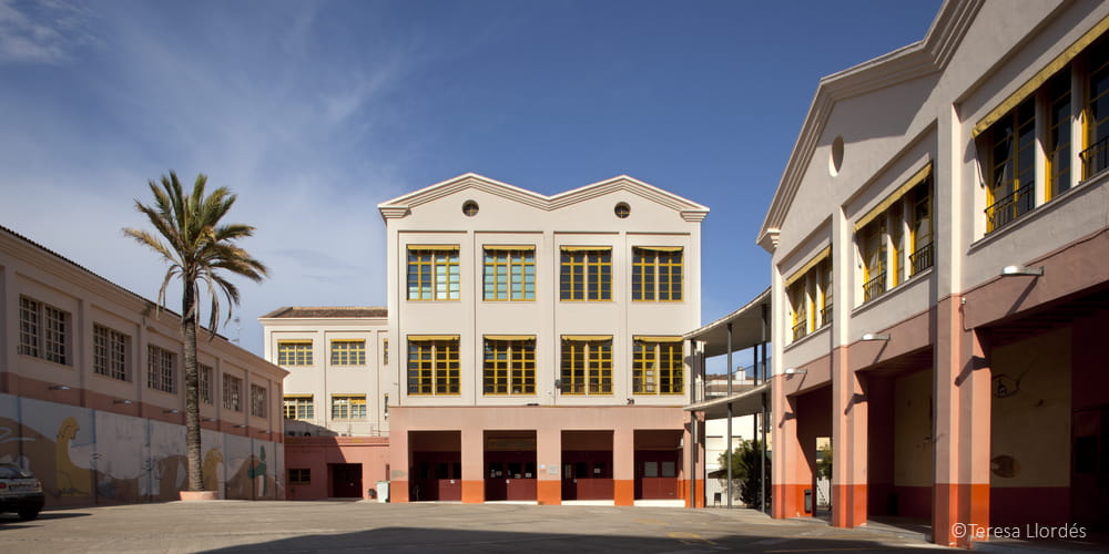 L’IMET, l’antic edifici de la Paperera. Eix