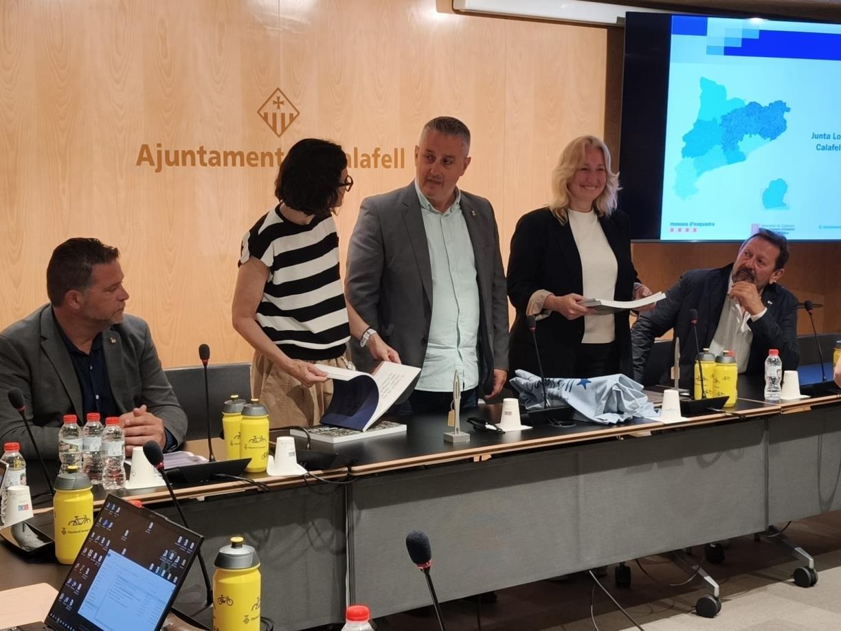 Llum verda a la futura comissaria dels Mossos d'Esquadra de Segur de Calafell. Ajuntament de Calafell