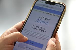 L'usuari de La Meva Salut podrà gestionar des del seu espai els perfils de diversos familiars. ACN