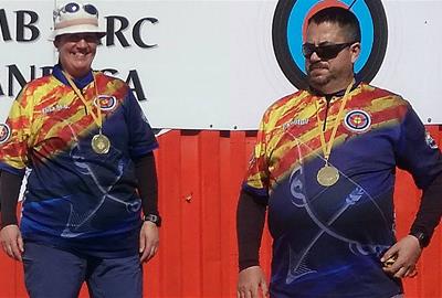 M. Elisa Montserrat i Jaume Montull. Eix