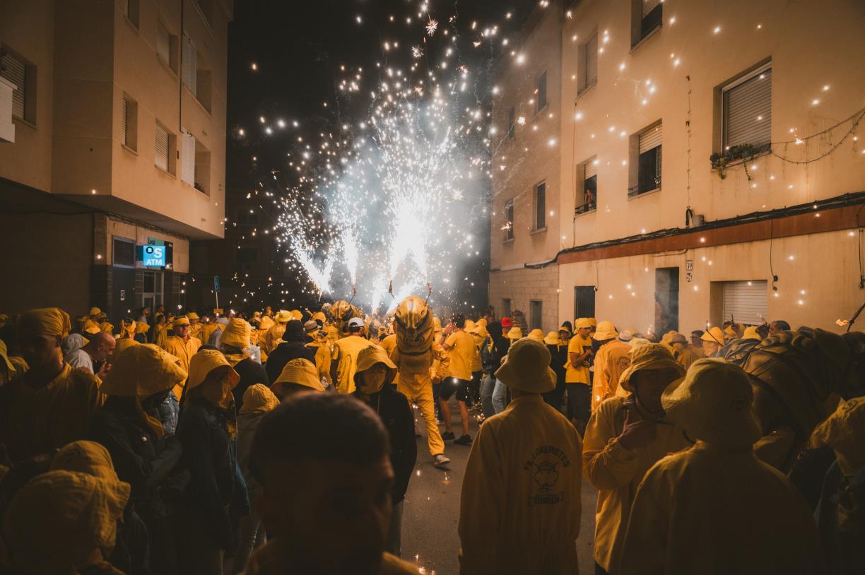 Milers de persones celebren el 45è aniversari de la Festa de la Fil·loxera al ritme d’Els Catarres. Festa de la Fil·loxera
