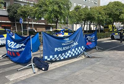 Mor una persona en un atropellament a la rambla de Sant Jordi de Vilanova i la Geltrú. Eix