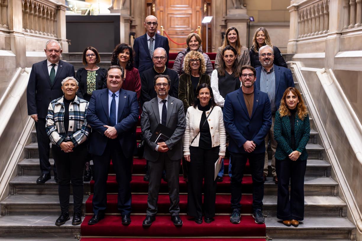 Neix la Càtedra UB de Salut i Castells per impulsar la recerca i el benestar dels castellers. Fundació Pinnae