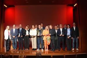 NIMA Automoció, Cal Blay, Cal Miqueló, MIPSA i Jean Leon reben els Reconeixements Cambra a l’Alt Penedès. Cambra de Comerç