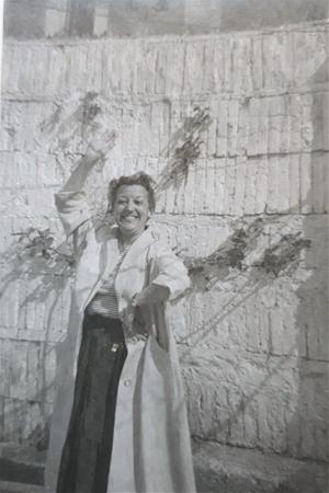 No Oblidem inicia el projecte “Llambordes contra l’oblit” homenatjant Paquita Plana Nin. EIX