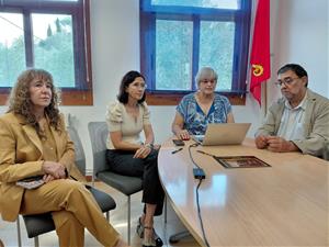Núria Parlon visita Olivella per conèixer el model de seguretat del municipi. Ajuntament d'Olivella