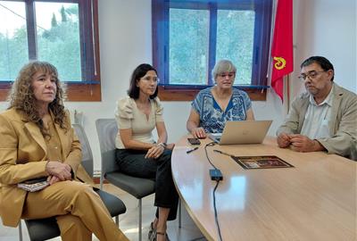 Núria Parlon visita Olivella per conèixer el model de seguretat del municipi. Ajuntament d'Olivella