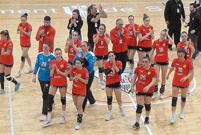 OAR Gràcia Sabadell - MGC Mútua Ribes Sènior Femení . CH Ribes