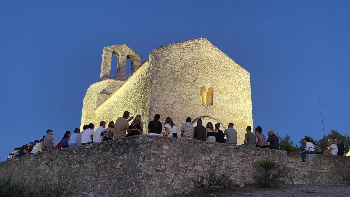 Olèrdola celebra la vuitena edició dels Vespres d’estiu al castell amb música, gastronomia, astronomia i patrimoni. Generalitat de Catalunya