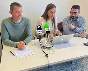 Òscar Albaiceta, Marta Ventura i Albert Rovira en roda de premsa. Eix