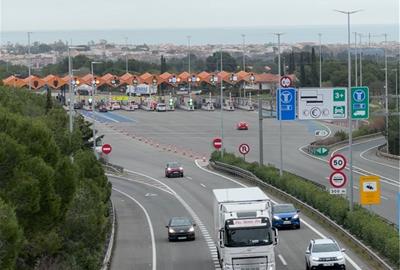Polèmica per l’ús de la C-32: gratuïta fins al Vendrell, però de pagament a la sortida de Cunit. Ajuntament de Cunit