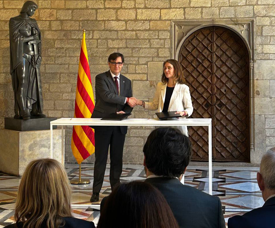 Presentació de l'acord entre els Comuns i el PSC. Eix