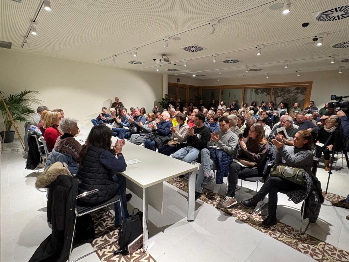 Presenten a Sant Pere de Ribes el llibre inèdit de Josep-Lluís Palacios “Papers i passions”. Ajt Sant Pere de Ribes