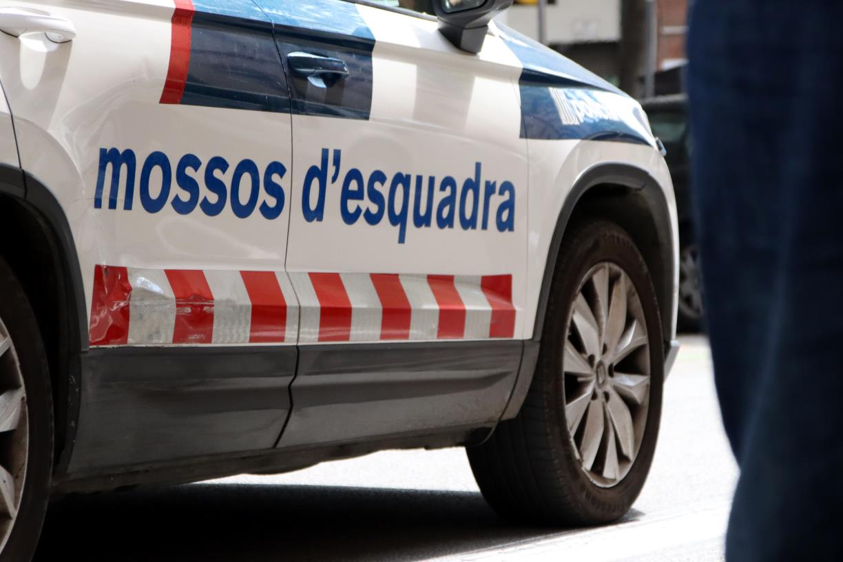 Quatre detinguts per assaltar amb armes llargues simulades un xalet a Avinyonet del Penedès. ACN