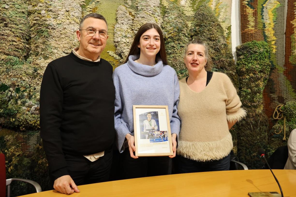 Recepció institucional a l’Elsa Secanell Charles pels seus èxits internacionals en taekwondo. Ajt Sant Sadurní d'Anoia
