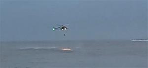 Rescatat un windsurfista davant l’escullera de Port Ginesta, a Sitges. EIX