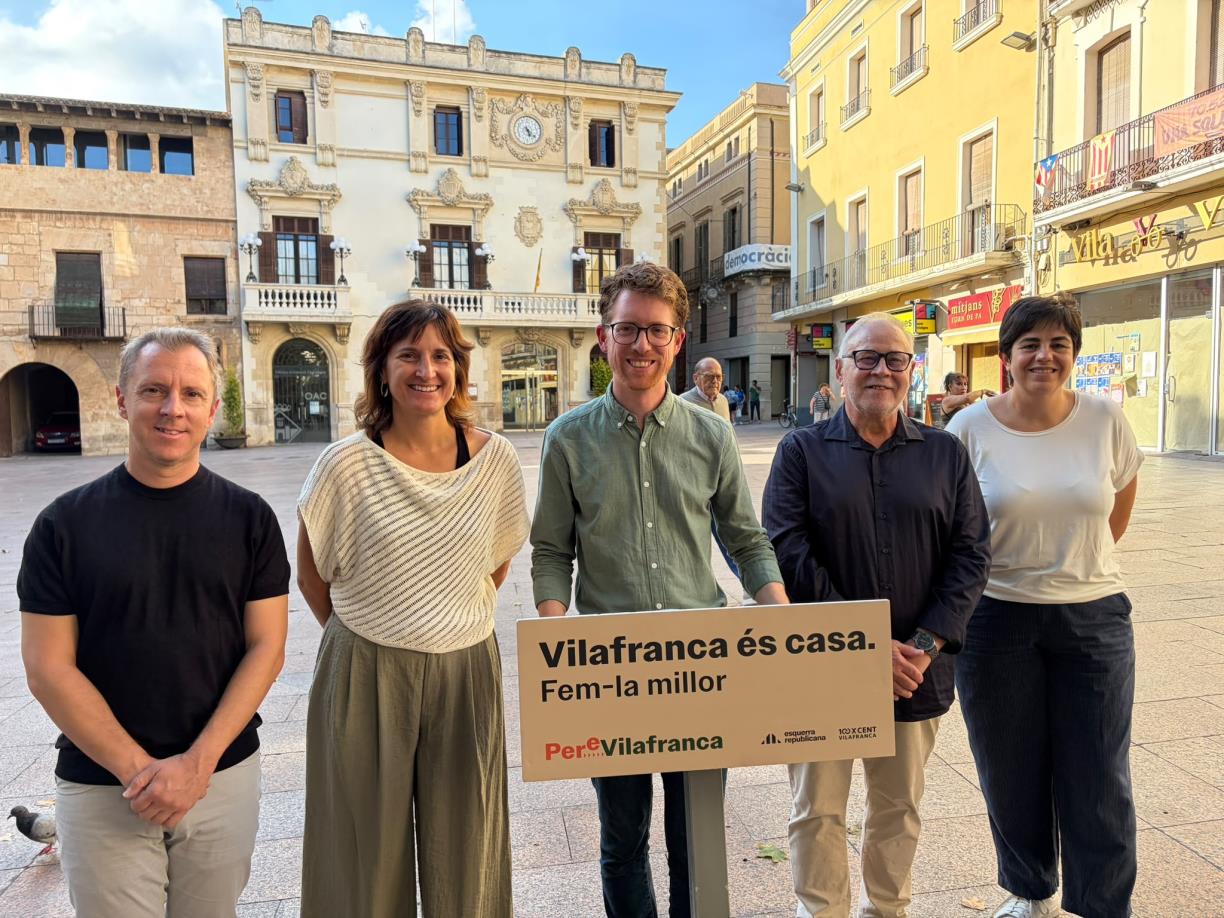 Roda de premsa dels regidors d'ERC Vilafranca. Eix
