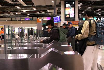 Rodalies torna a ser de pagament aquest dissabte amb un 96% del servei recuperat i després de tres mesos de gratuïtat. ACN