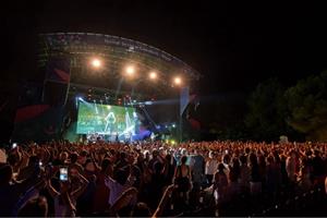 Rosana celebra al Festival Terramar CaixaBank els 30 anys de Lunas Rotas