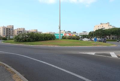 Rotonda C-31 a Calafell. Eix
