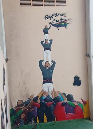 Sant Pere de Ribes condemna les pintades i els actes vandàlics amb missatges d’odi apareguts al municipi