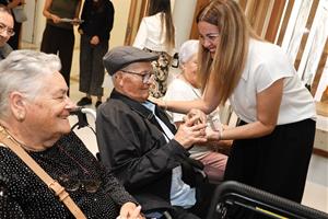 Sant Pere de Ribes homenatja les persones del municipi que han fet 90 anys