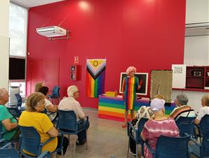 Sant Pere de Ribes impulsa tallers sobre diversitat LGTBIQA+ als Casals de la Gent Gran