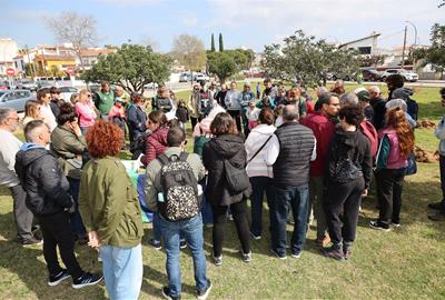 Sant Pere de Ribes reforça el verd urbà amb gairebé 500 arbres plantats en una jornada popular. Ajt Sant Pere de Ribes