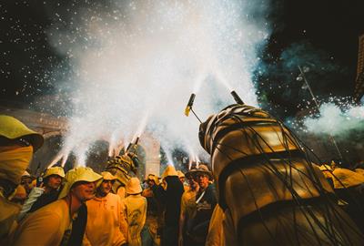 Sant Sadurní d’Anoia supera la pluja i torna a combatre la plaga de la fil·loxera. Festa de la Fil·loxera