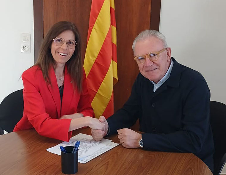 Signatura del conveni entre l'Ajuntament i l'empresa Cales de Pachs. Eix
