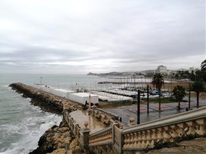 Sitges reforça el Passeig Marítim amb mesures d’urgència davant els temporals. Ajuntament de Sitges